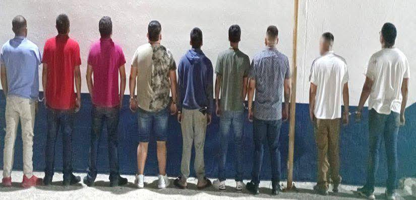 Capturan a nueve presuntos delincuentes y decomisan arsenal en Soto la Marina