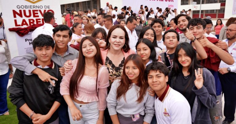 Carmen Lilia Canturosas pone a Nuevo Laredo en el Top 3 del país