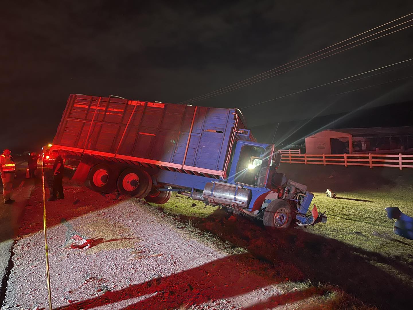 Muere automovilista al ser embestido por tráiler en El Mante