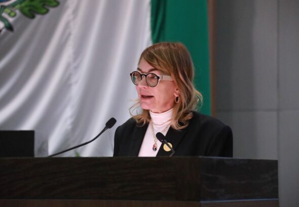 Van por penas más duras contra despojo de casas y terrenos